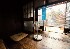 自動洗濯機の水がたまらない!もしかしたら排水弁が原因?