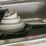 鍋磨きの意外な助っ人を100円ショップでめっけ!